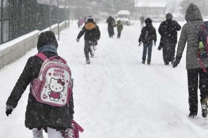 Kar tatili bir çok ile yayılıyor! 22 ilde eğitime kar molası