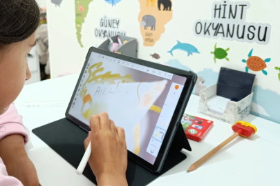 Aile'den 'ekran süresi' uyarısı... 6 yaşındakiler için günde en fazla 1 saat ekran süresi kullanmalı