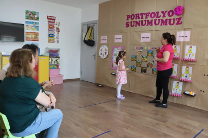 Maltepeli miniklerden ailelerine hüner sergisi